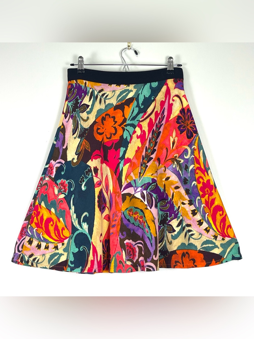 ANTHROPOLOGIE ALDOMARTINS Colorful Floral Knee Length Pull-On Skirt Size Medium
